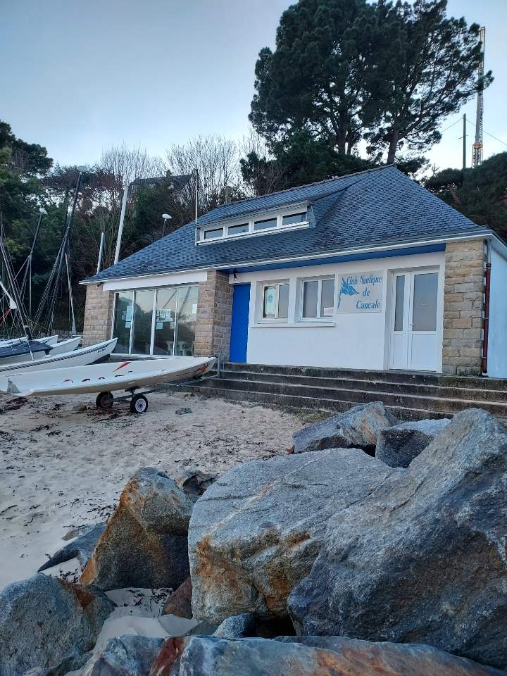 Photographie du club house.